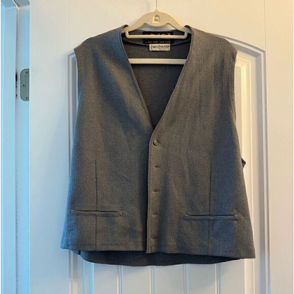 mailcott Tops - Vintage Parisian 100% Wool Vest